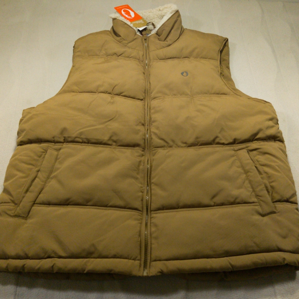 NEW The American Outdoorsman Mens Vest Brown Extra Large Downfill Puffer Jacket